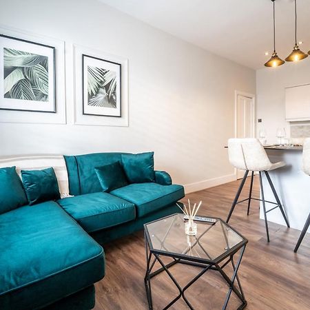 Watergate Penthouse - New 2 Bed Luxury Apartment In City Centre Chester Buitenkant foto