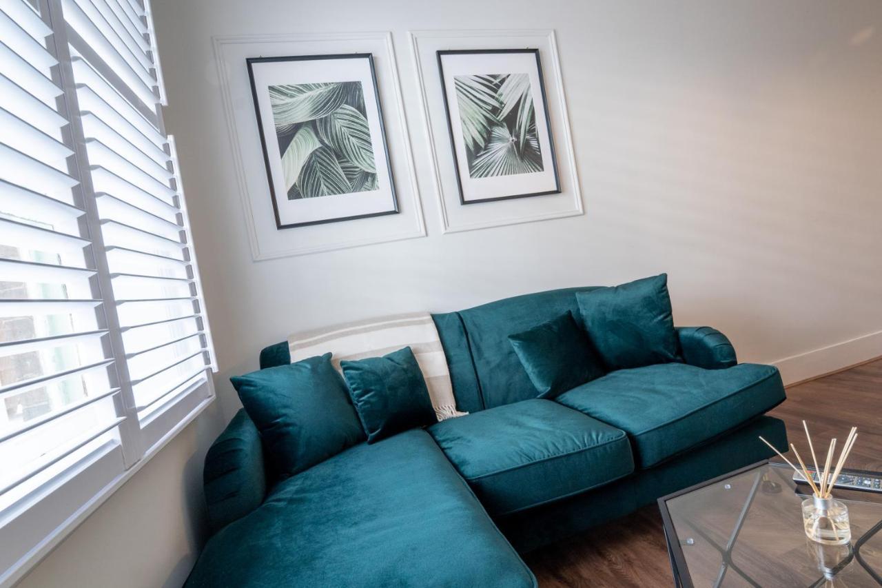 Watergate Penthouse - New 2 Bed Luxury Apartment In City Centre Chester Buitenkant foto
