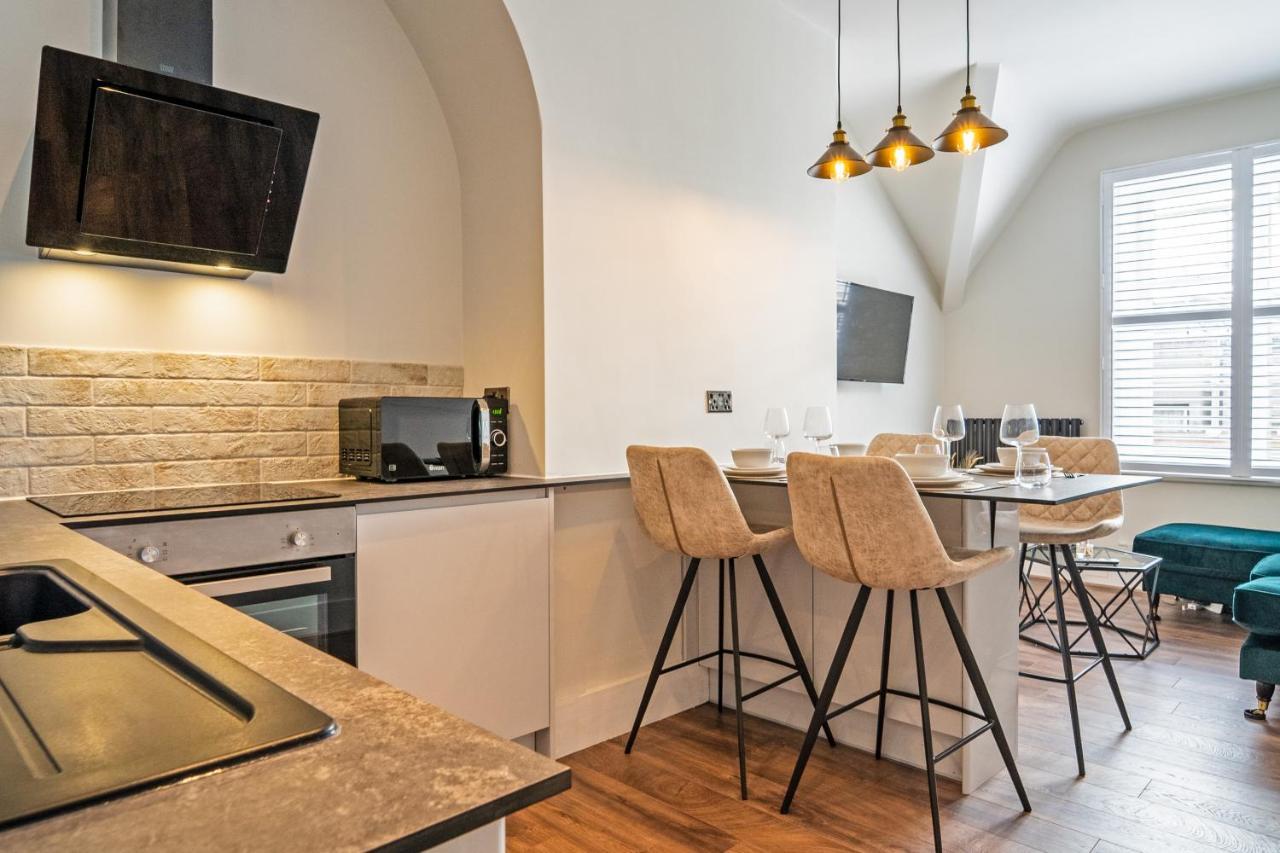 Watergate Penthouse - New 2 Bed Luxury Apartment In City Centre Chester Buitenkant foto