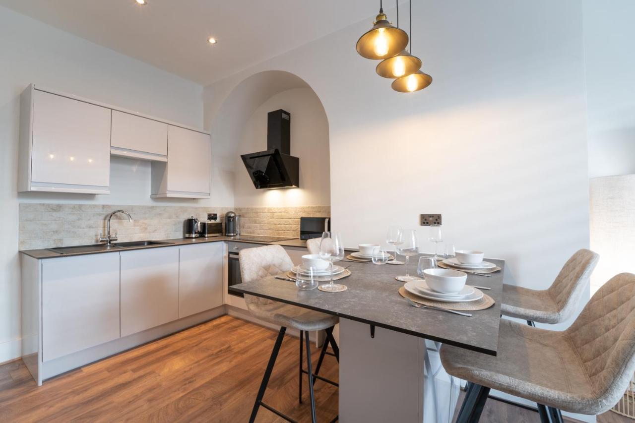 Watergate Penthouse - New 2 Bed Luxury Apartment In City Centre Chester Buitenkant foto