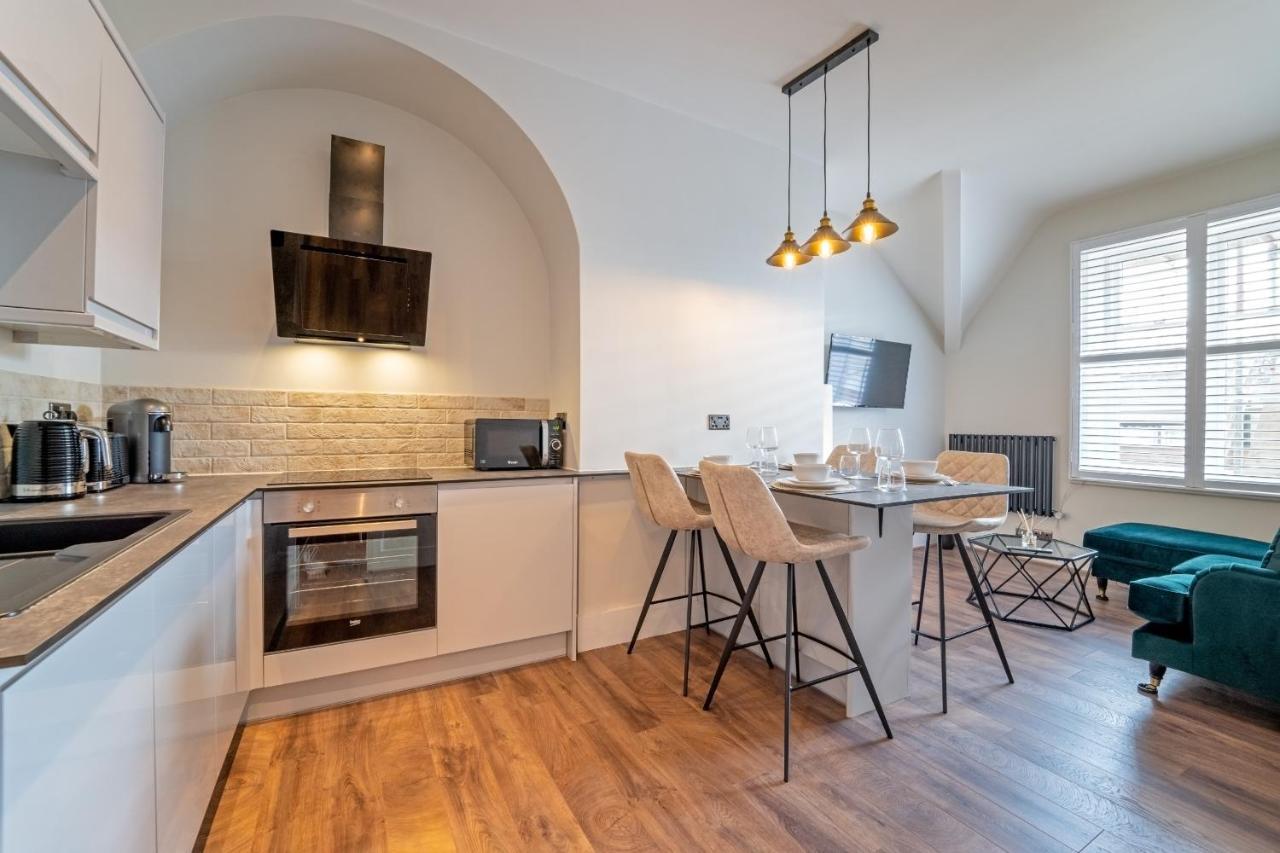 Watergate Penthouse - New 2 Bed Luxury Apartment In City Centre Chester Buitenkant foto